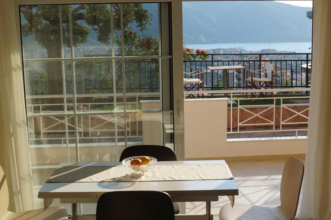 Τhe Sunny Apartments Ігумениця Екстер'єр фото