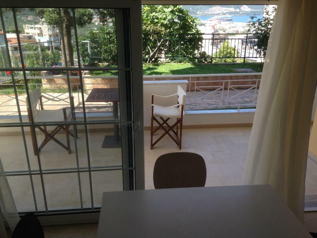 Τhe Sunny Apartments Ігумениця Екстер'єр фото
