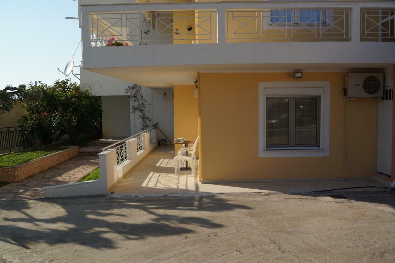 Τhe Sunny Apartments Ігумениця Екстер'єр фото