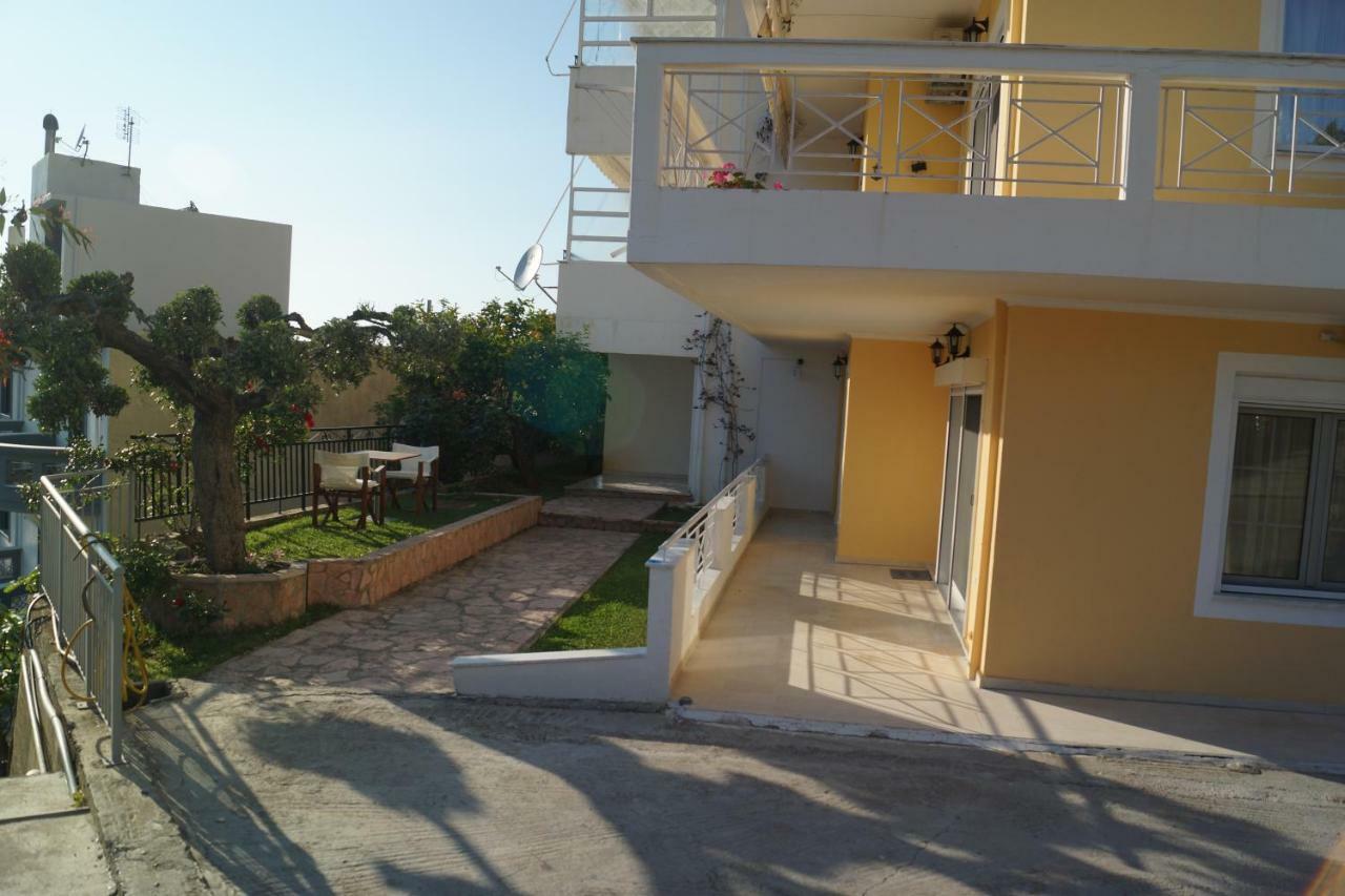 Τhe Sunny Apartments Ігумениця Екстер'єр фото